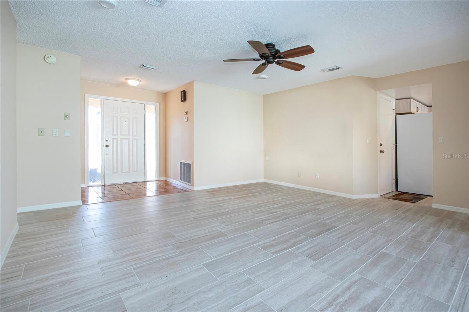 Image 10 of 51 For 1904 Bosky Court