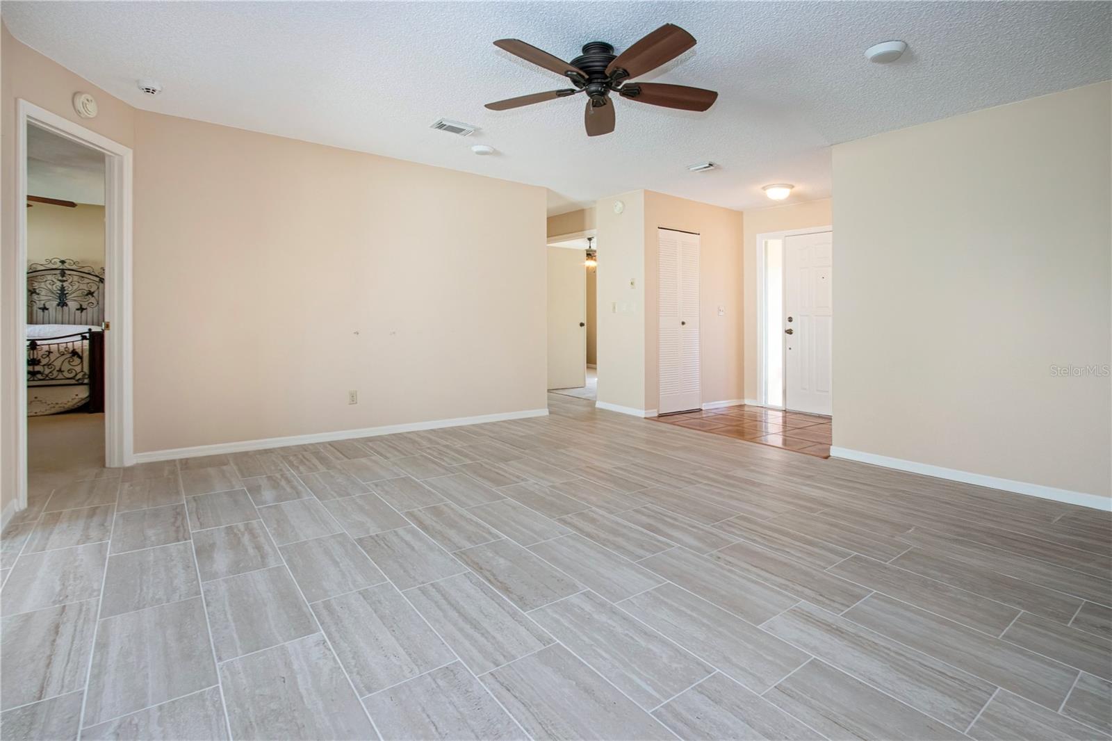 Image 11 of 51 For 1904 Bosky Court