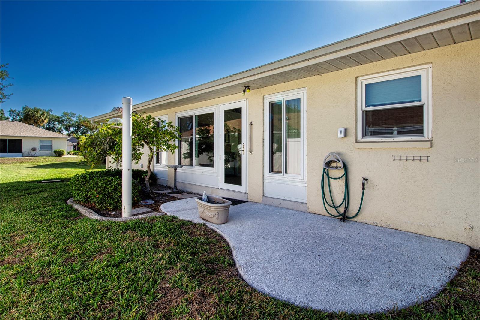 Image 33 of 51 For 1904 Bosky Court