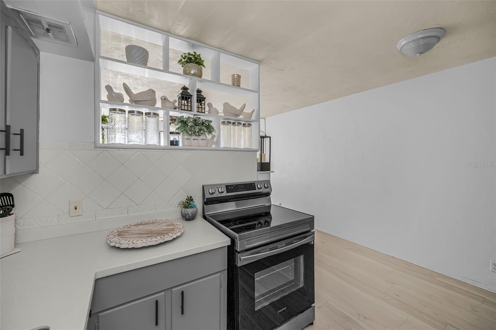 Image 11 of 40 For 4051 58th Street N 243