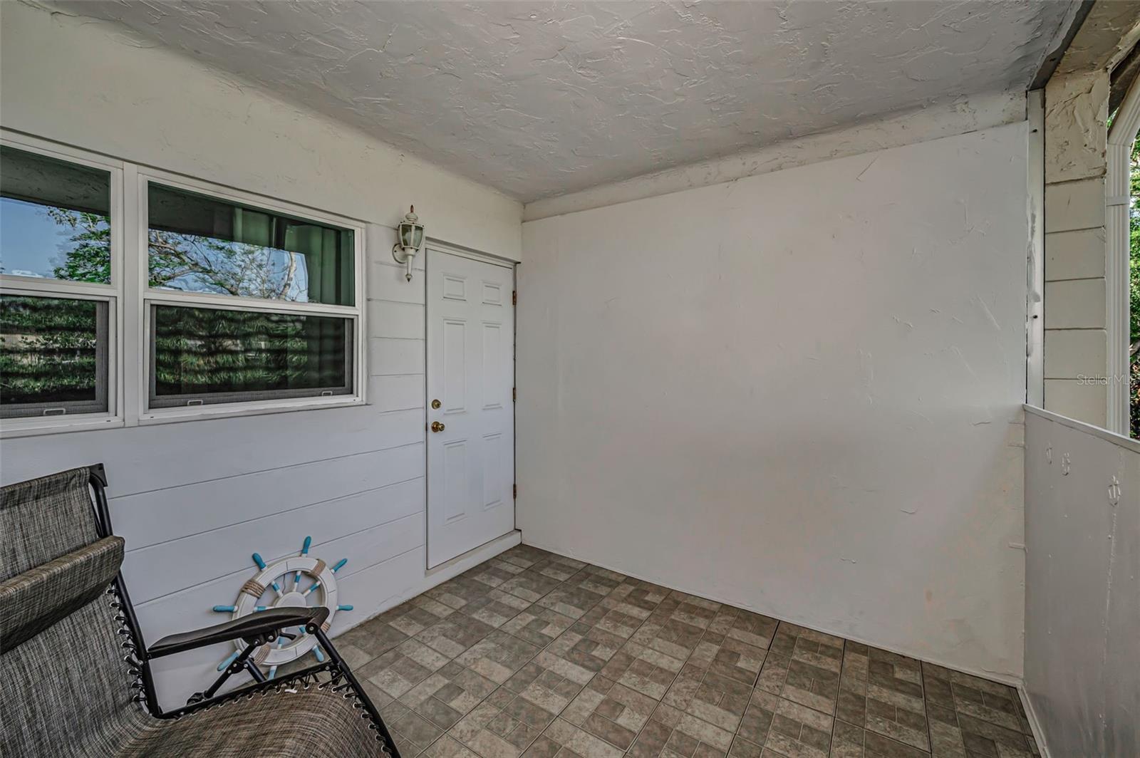 Image 21 of 40 For 4051 58th Street N 243
