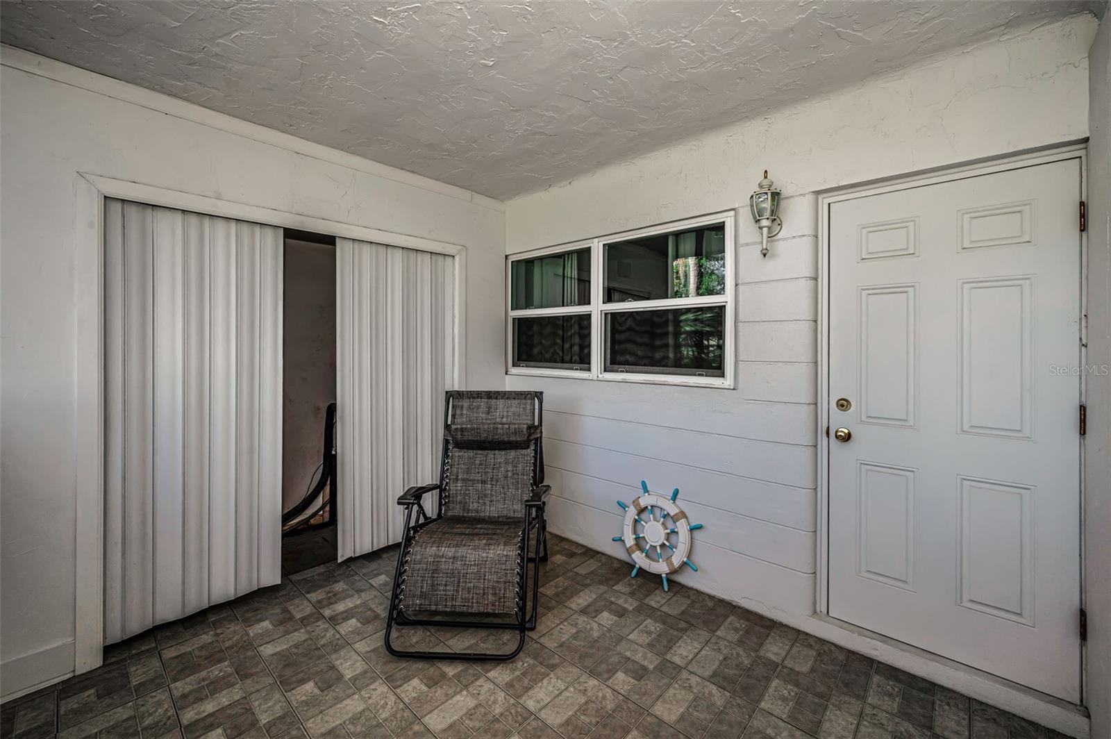 Image 22 of 40 For 4051 58th Street N 243