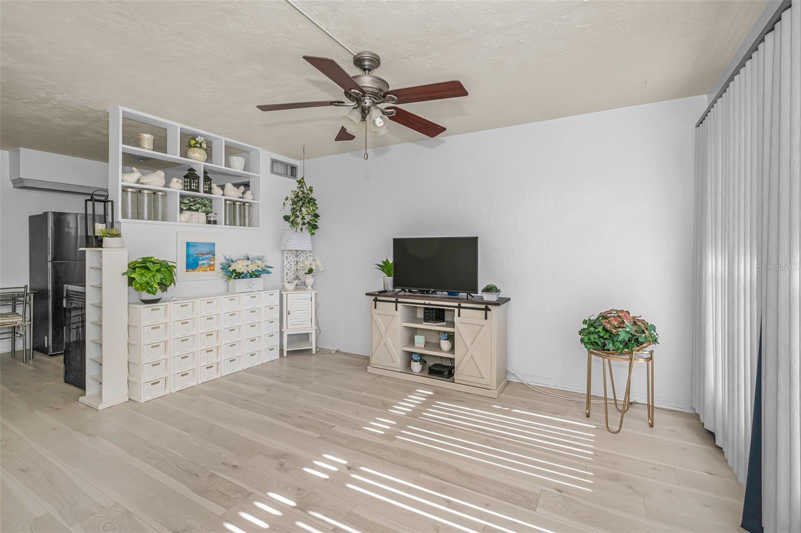 Image 5 of 40 For 4051 58th Street N 243