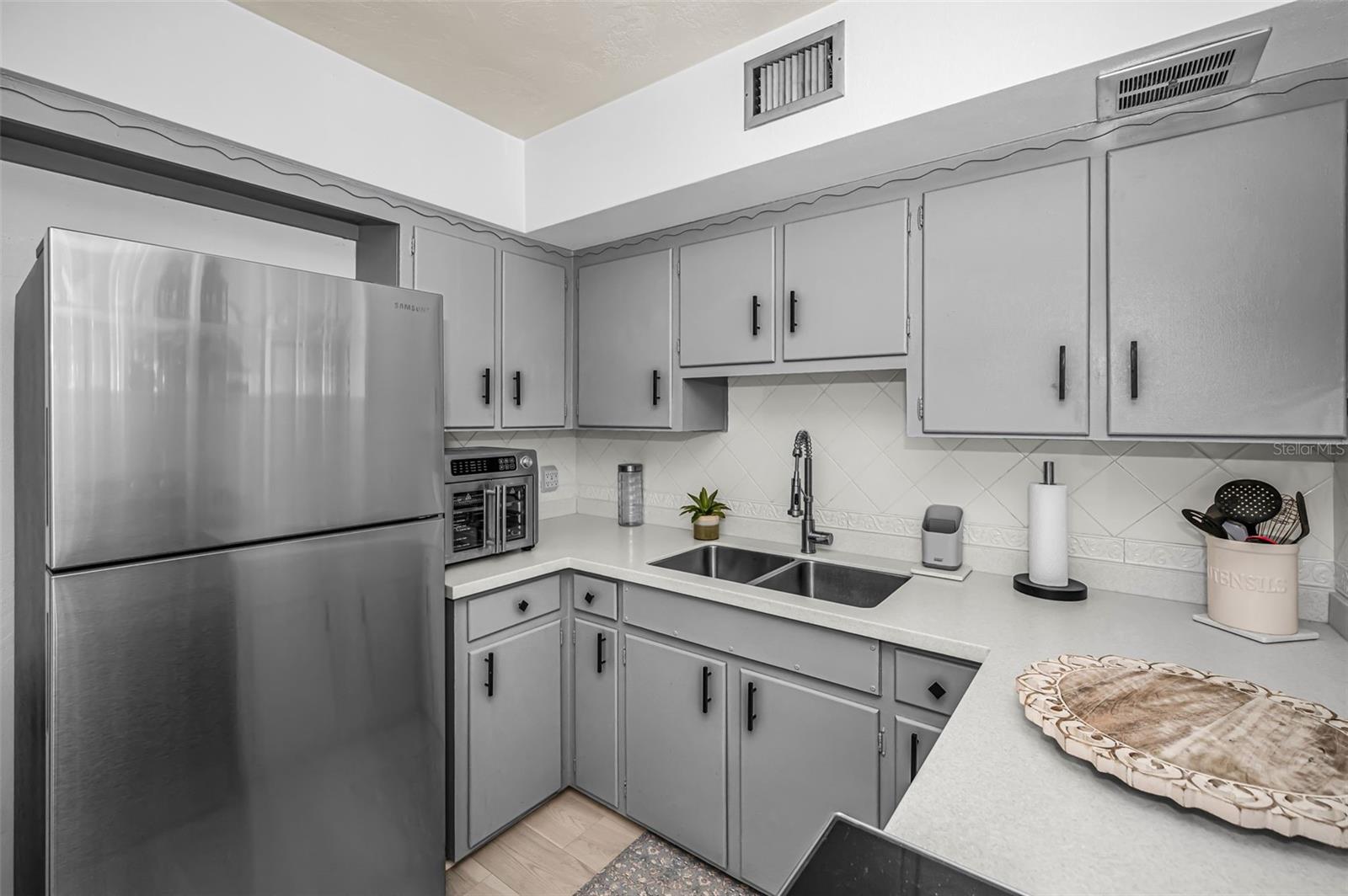 Image 9 of 40 For 4051 58th Street N 243