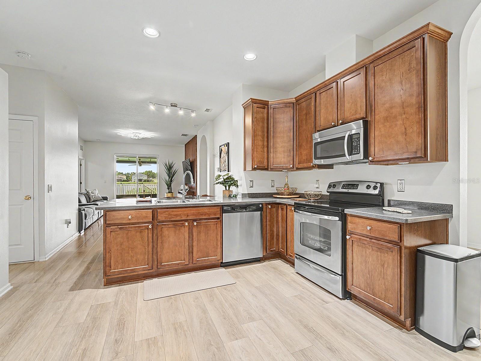 Image 11 of 62 For 10905 Ancient Futures Drive