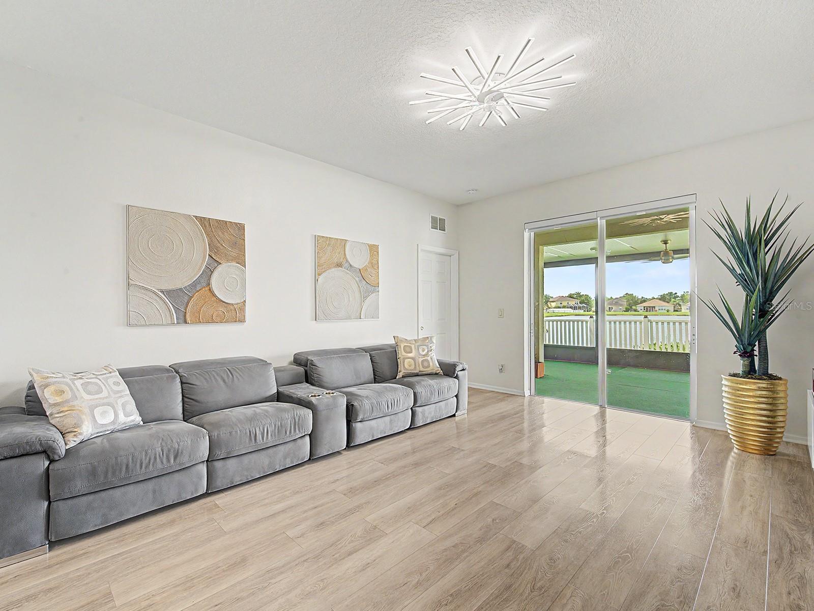 Image 15 of 62 For 10905 Ancient Futures Drive