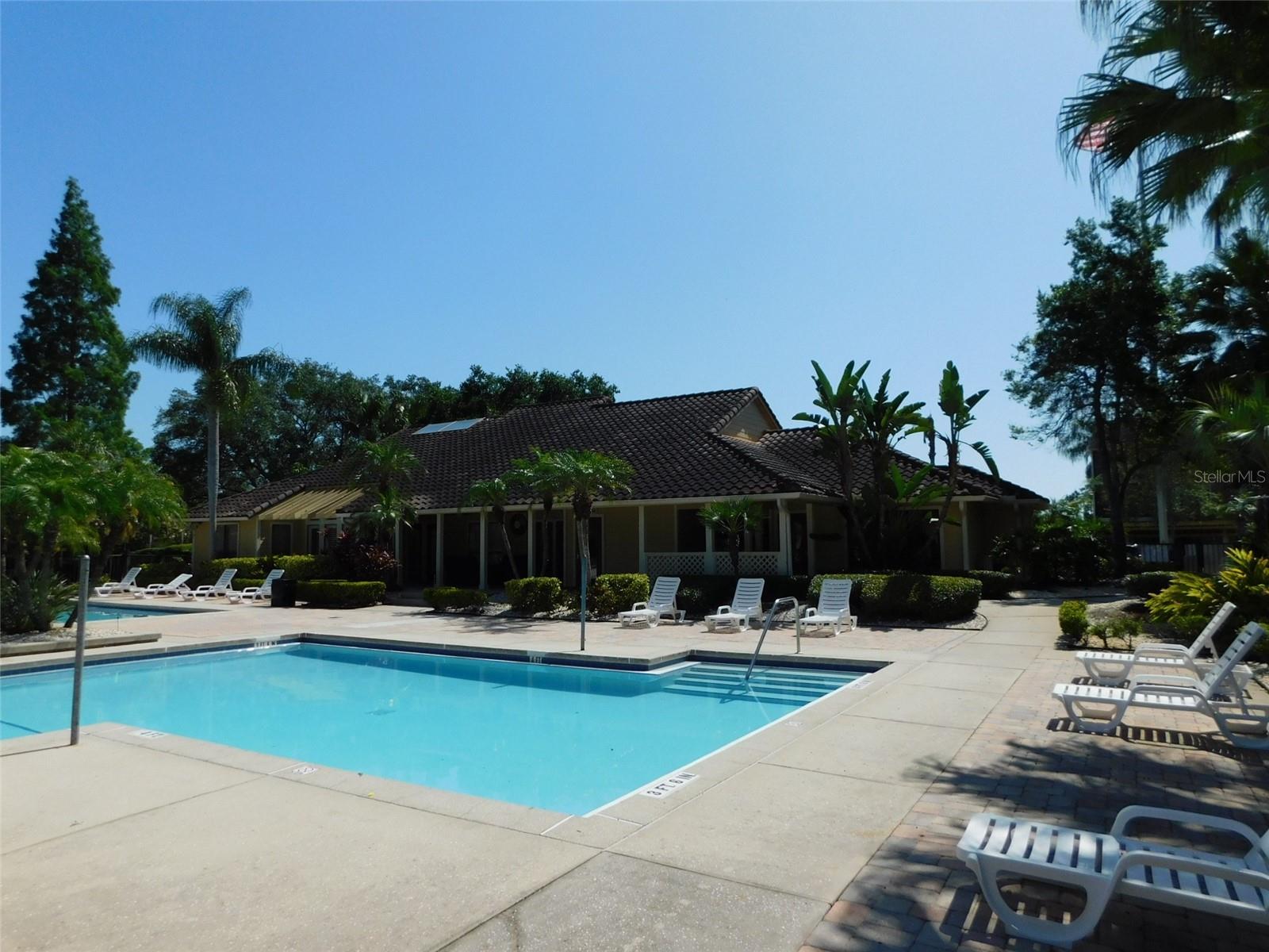 Image 4 of 19 For 11901 4th Street N 5107