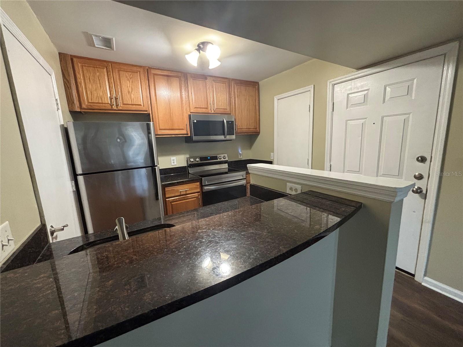 Image 8 of 19 For 11901 4th Street N 5107