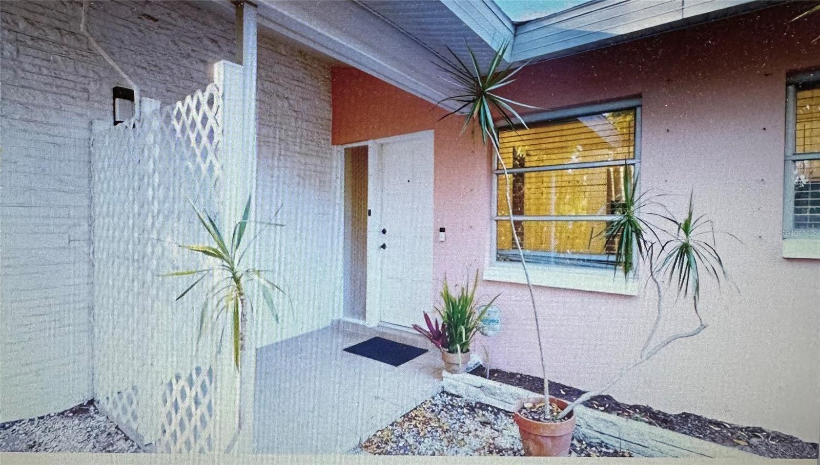 Listing Details for 1546 Belleair Road, CLEARWATER, FL 33756