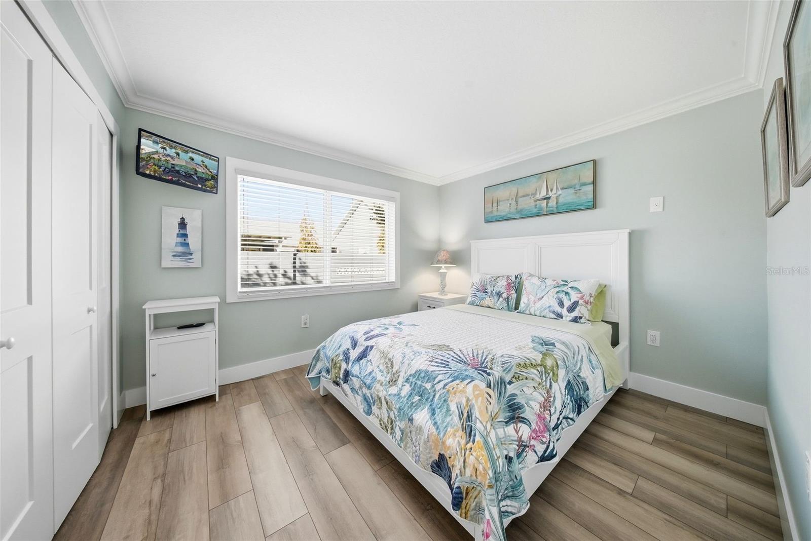 Image 11 of 31 For 225 104th Avenue 102