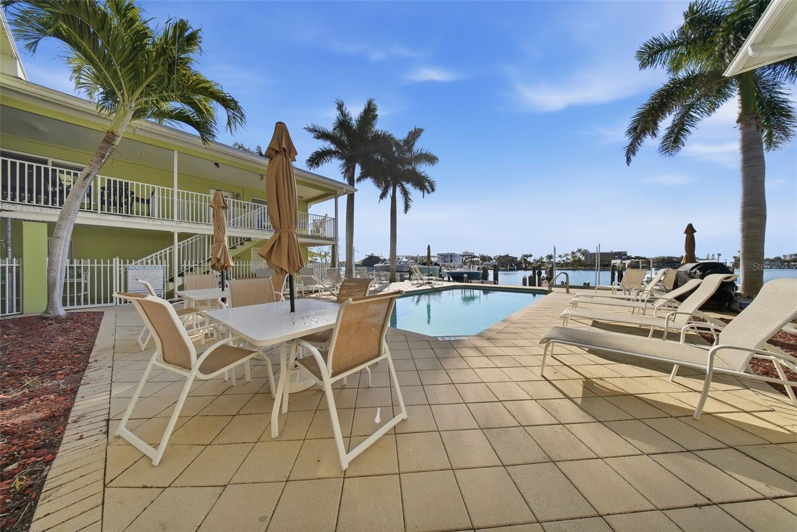 Image 15 of 31 For 225 104th Avenue 102