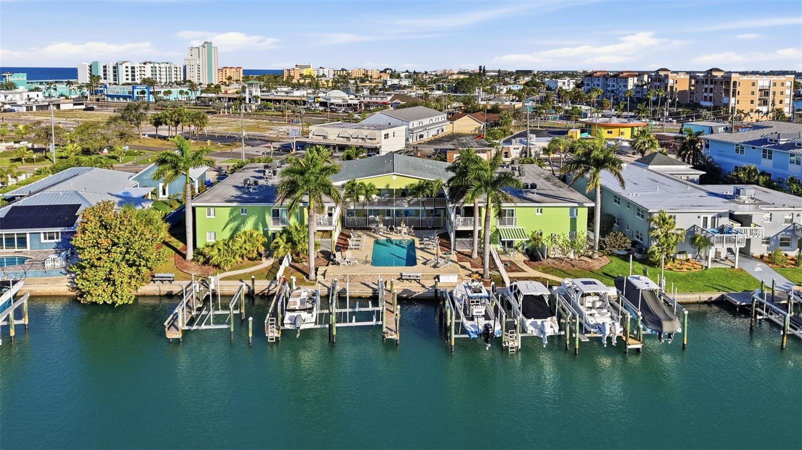 Image 20 of 31 For 225 104th Avenue 102