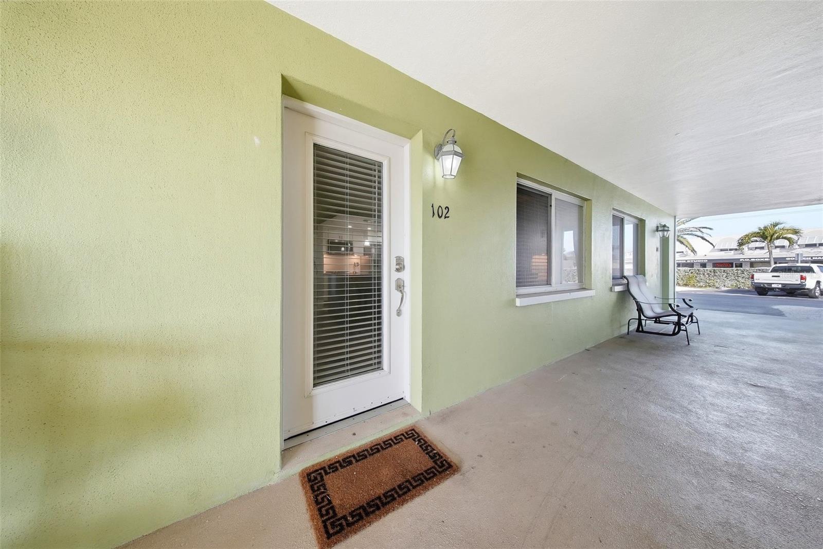 Image 21 of 31 For 225 104th Avenue 102