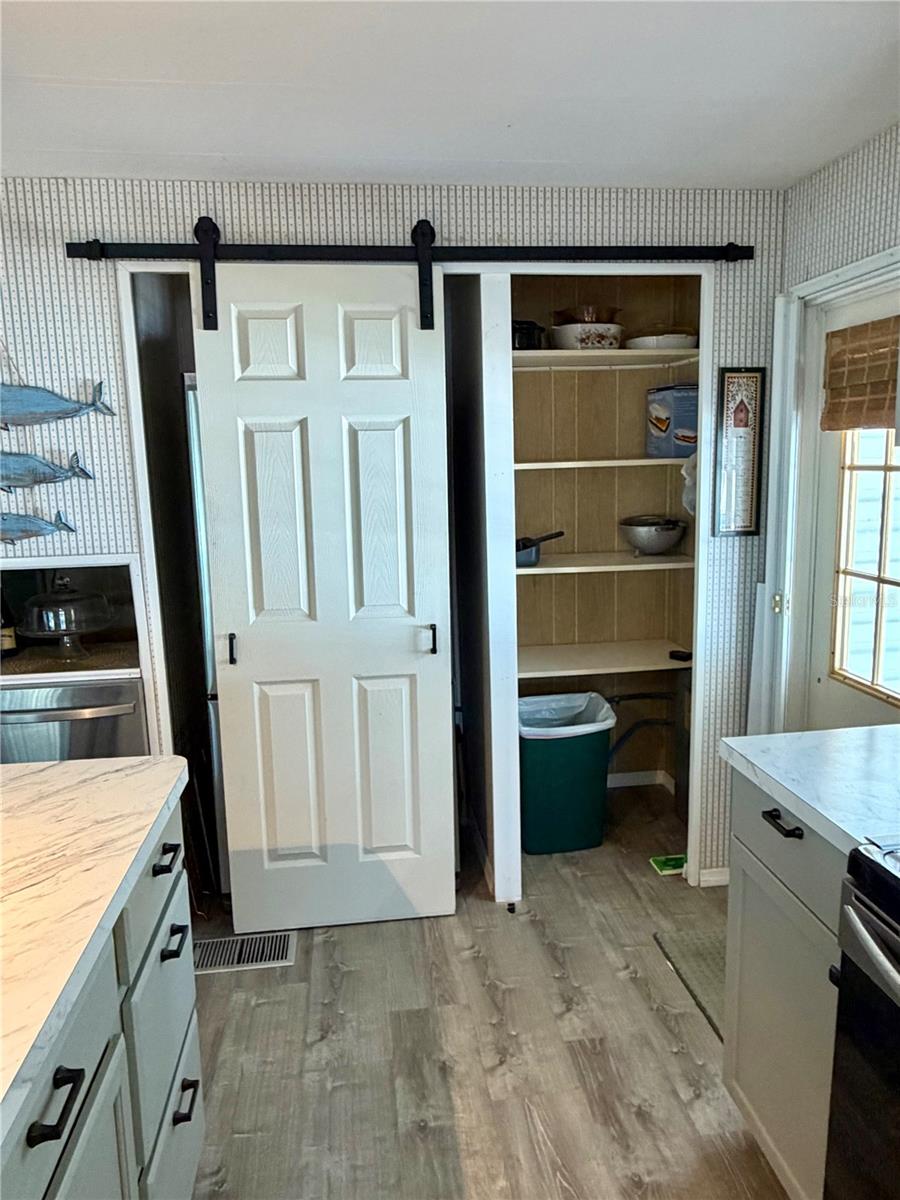 Image 17 of 42 For 34540 Violet Drive N