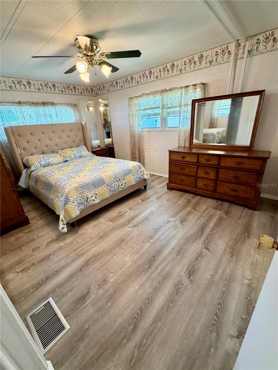 Image 20 of 42 For 34540 Violet Drive N