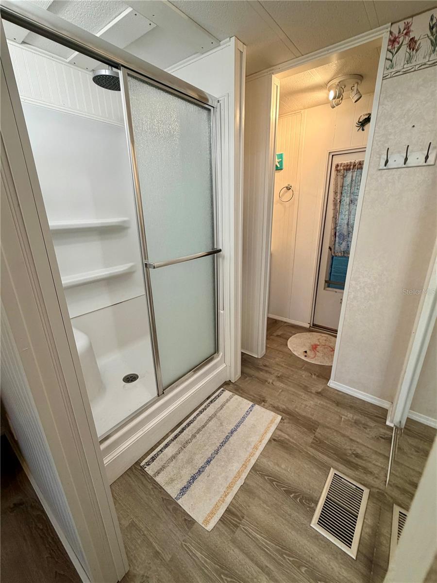 Image 21 of 42 For 34540 Violet Drive N