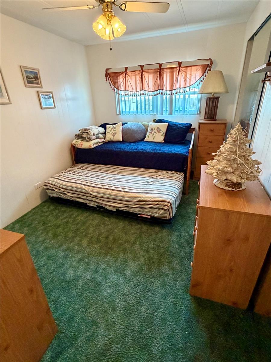 Image 26 of 42 For 34540 Violet Drive N