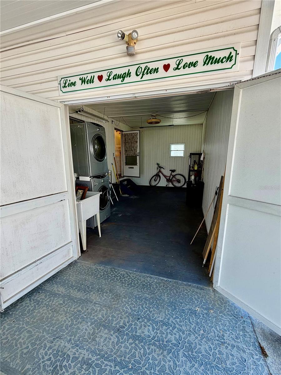 Image 28 of 42 For 34540 Violet Drive N