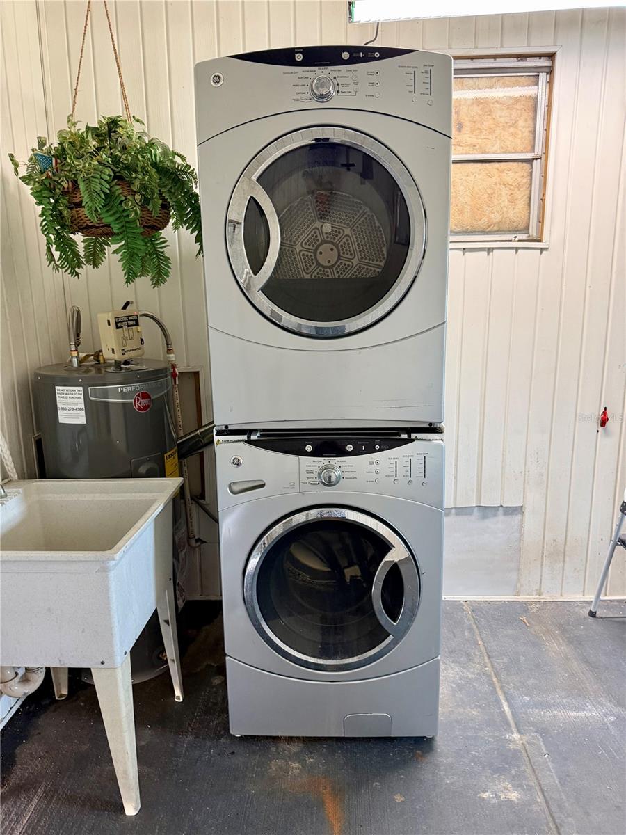 Image 30 of 42 For 34540 Violet Drive N