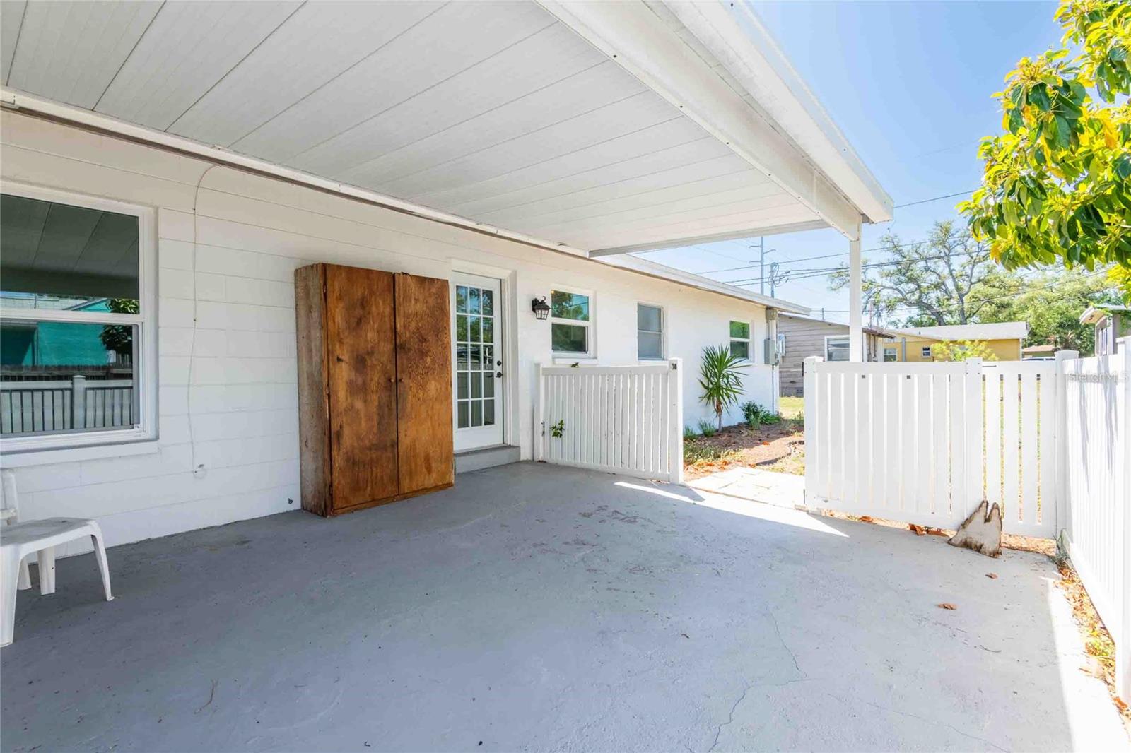 Image 23 of 55 For 2741 37th Street S