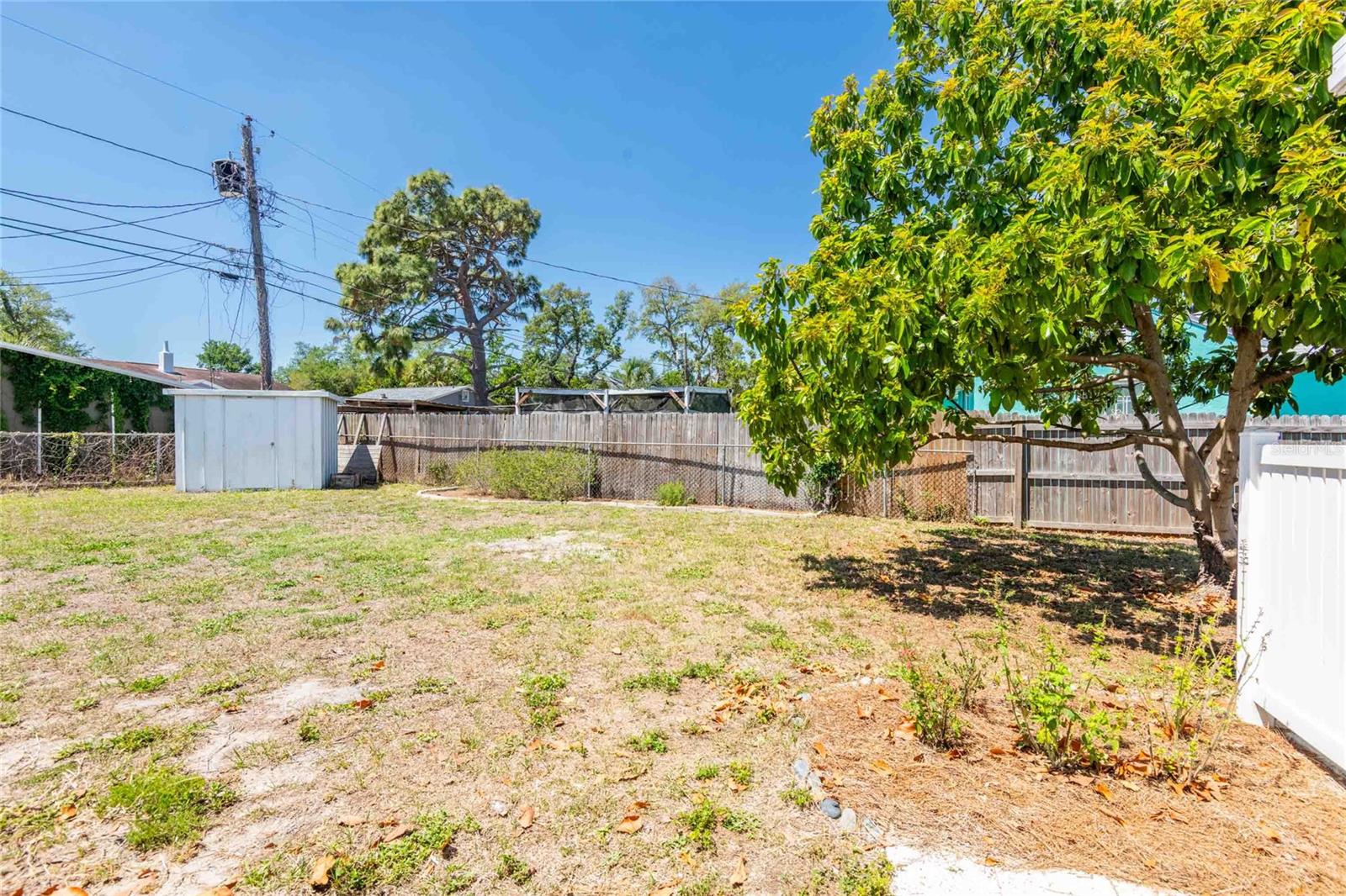 Image 24 of 55 For 2741 37th Street S