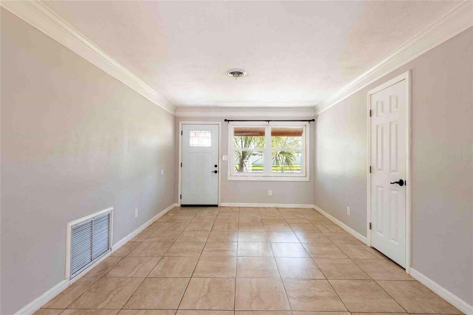 Image 4 of 55 For 2741 37th Street S