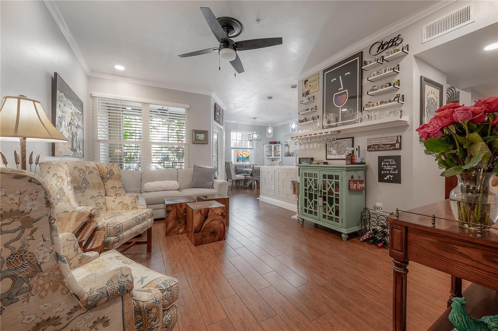 Listing photo id 1 for 1810 Palm Avenue 4103