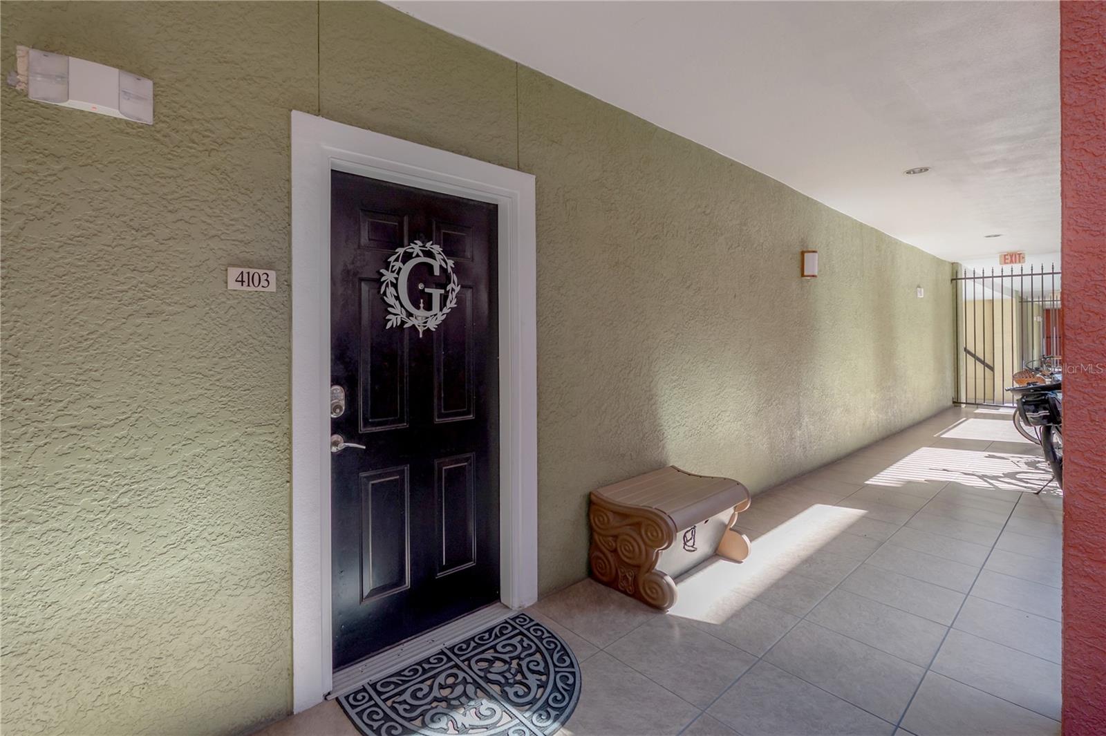 Listing photo id 40 for 1810 Palm Avenue 4103