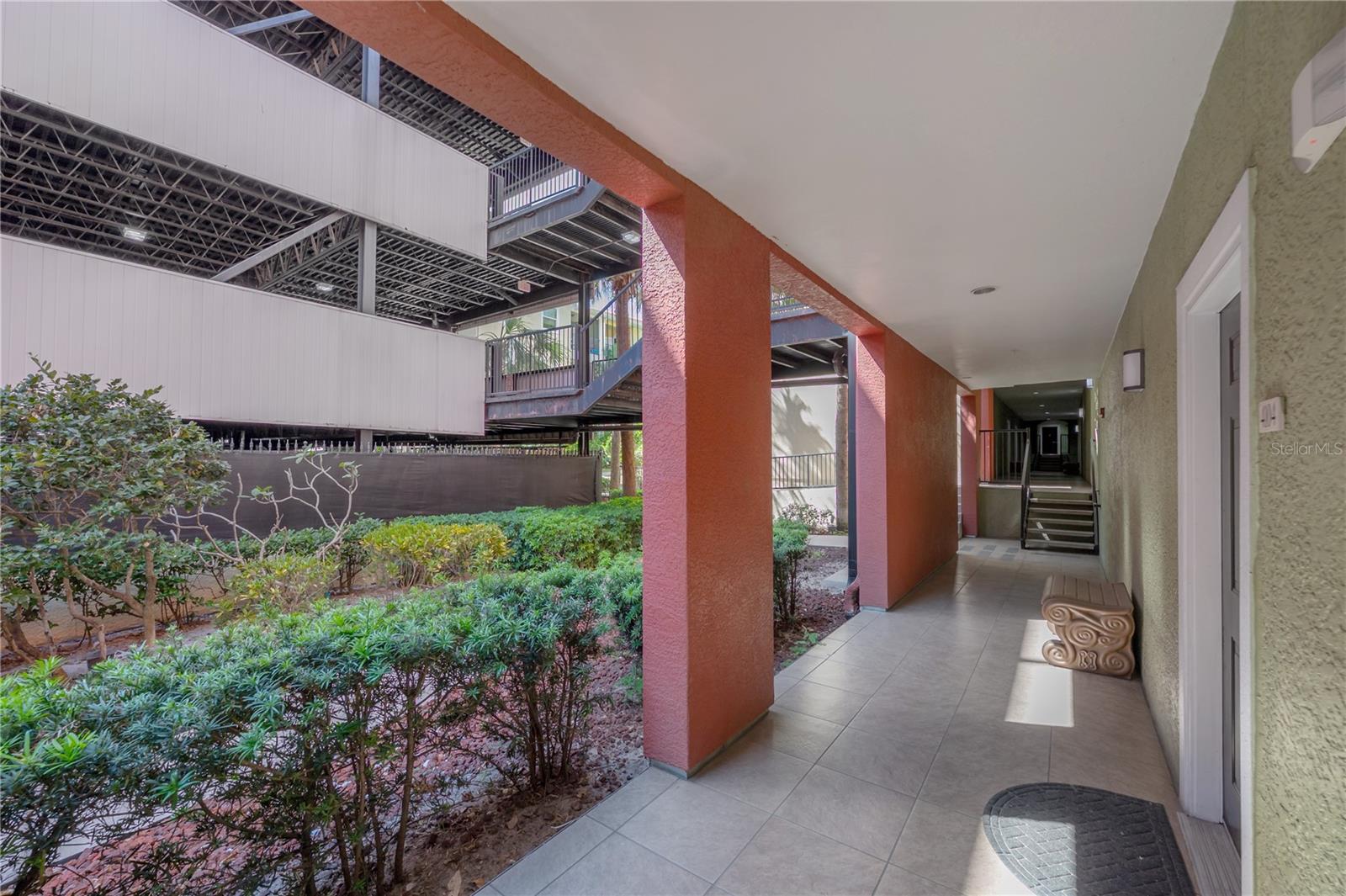 Listing photo id 41 for 1810 Palm Avenue 4103