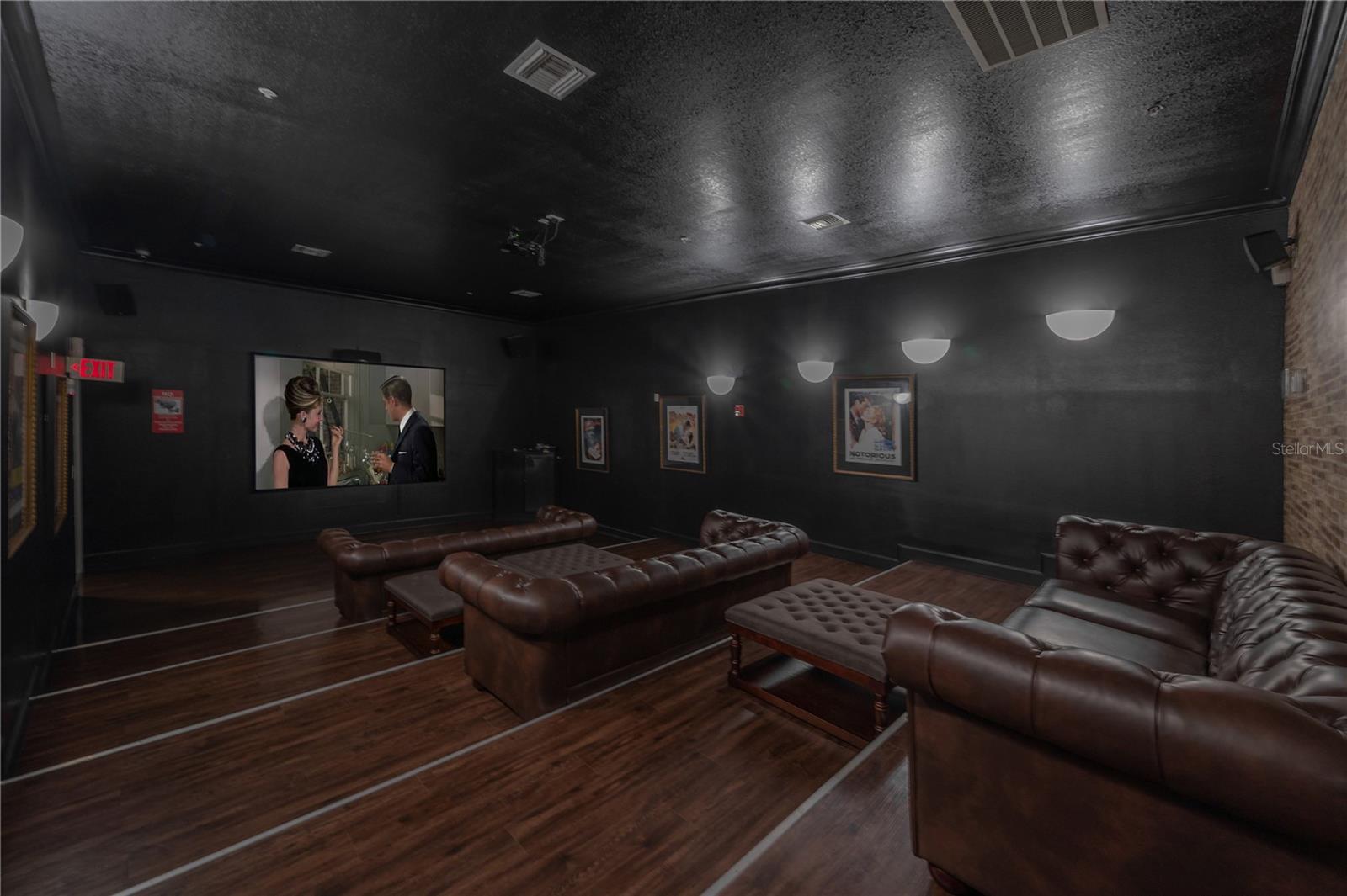 Listing photo id 64 for 1810 Palm Avenue 4103