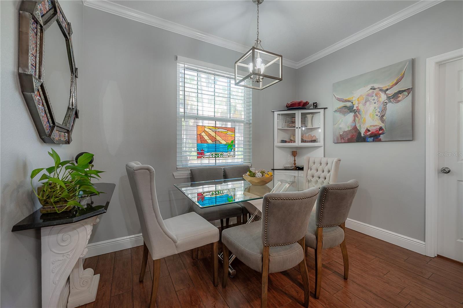 Listing photo id 6 for 1810 Palm Avenue 4103