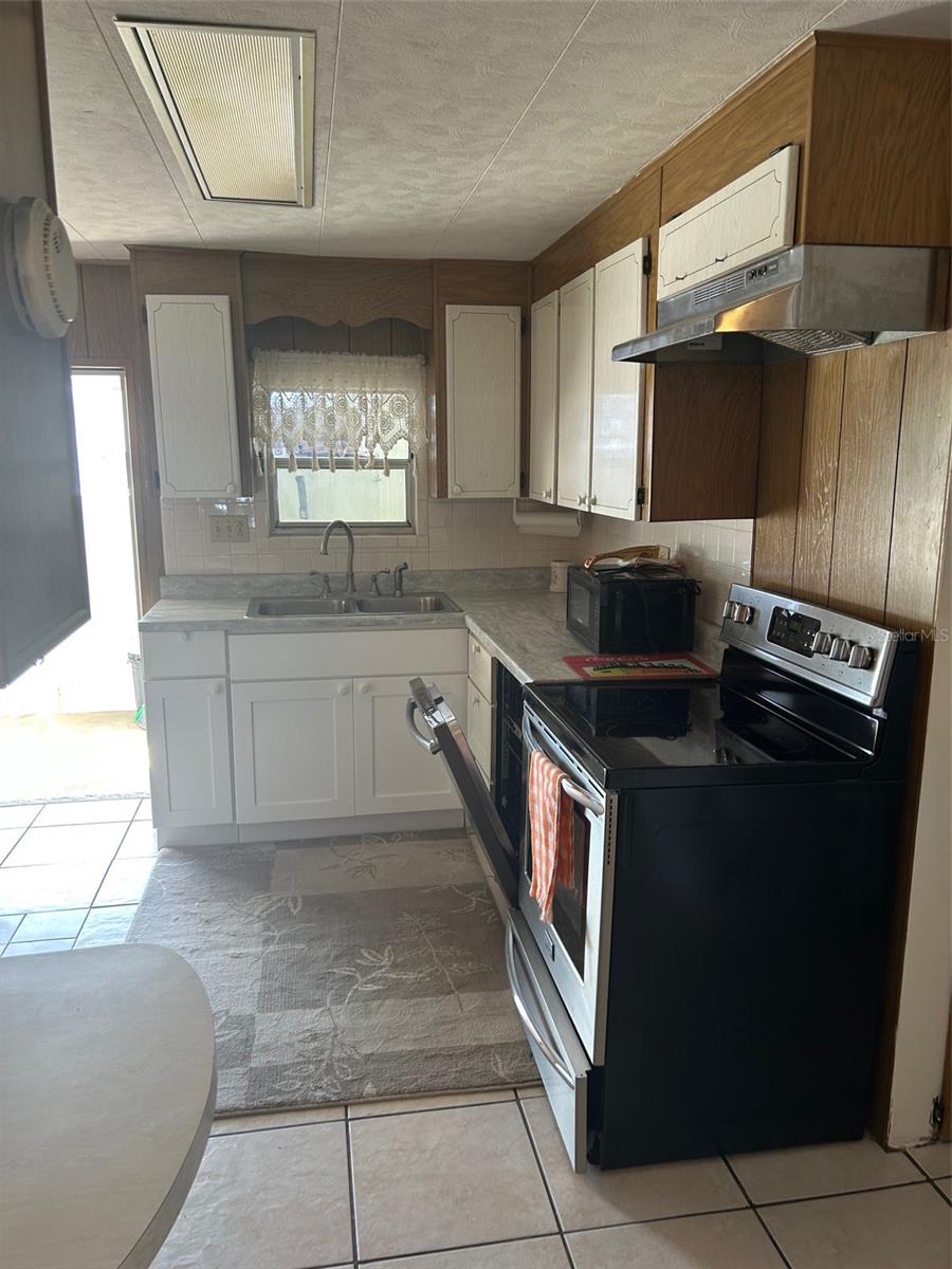 Image 13 of 17 For 2574 Arbelia Street