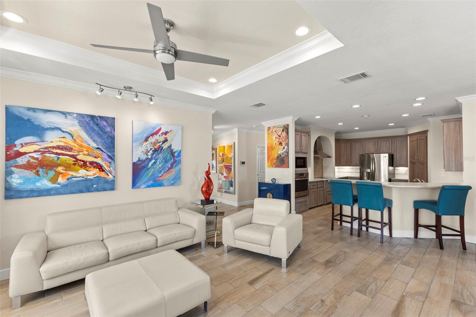 Image 10 of 52 For 7300 Americana Drive Ne 143