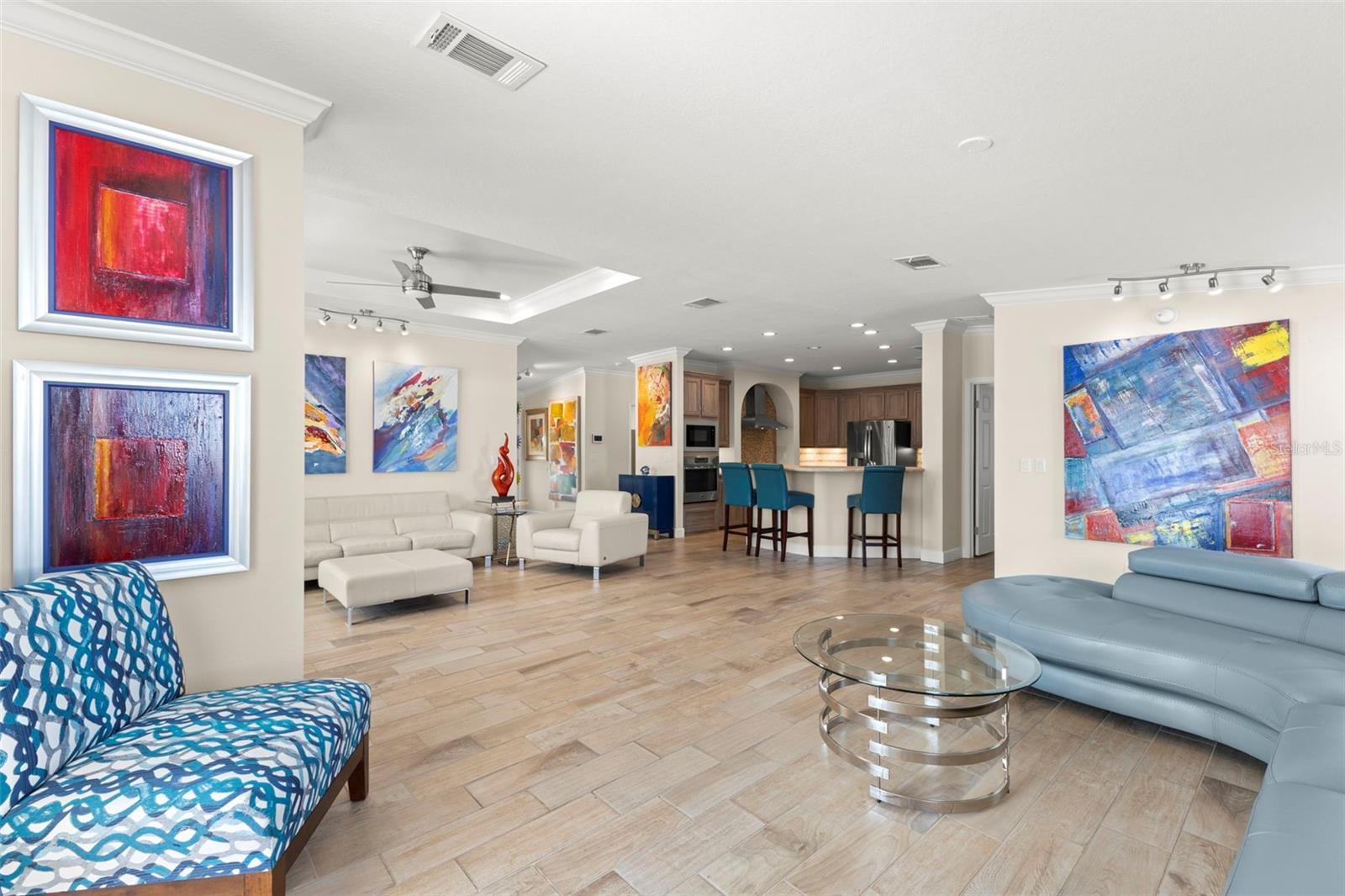 Image 13 of 52 For 7300 Americana Drive Ne 143