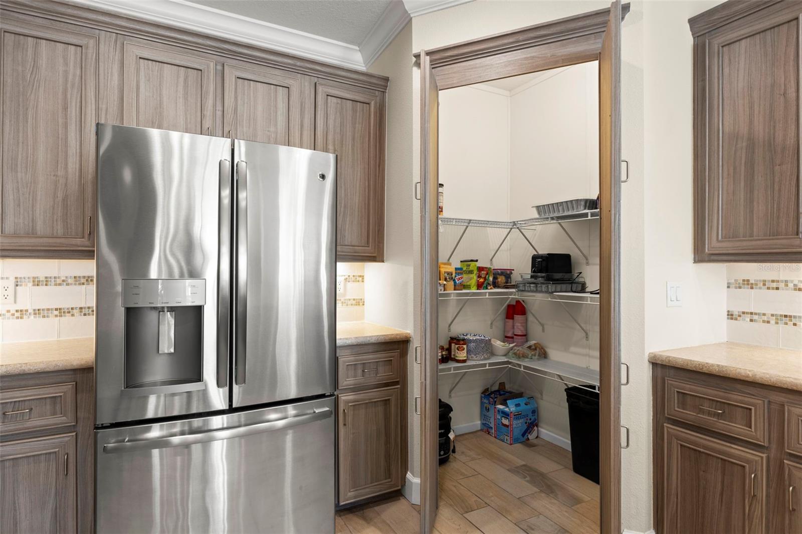 Image 17 of 52 For 7300 Americana Drive Ne 143