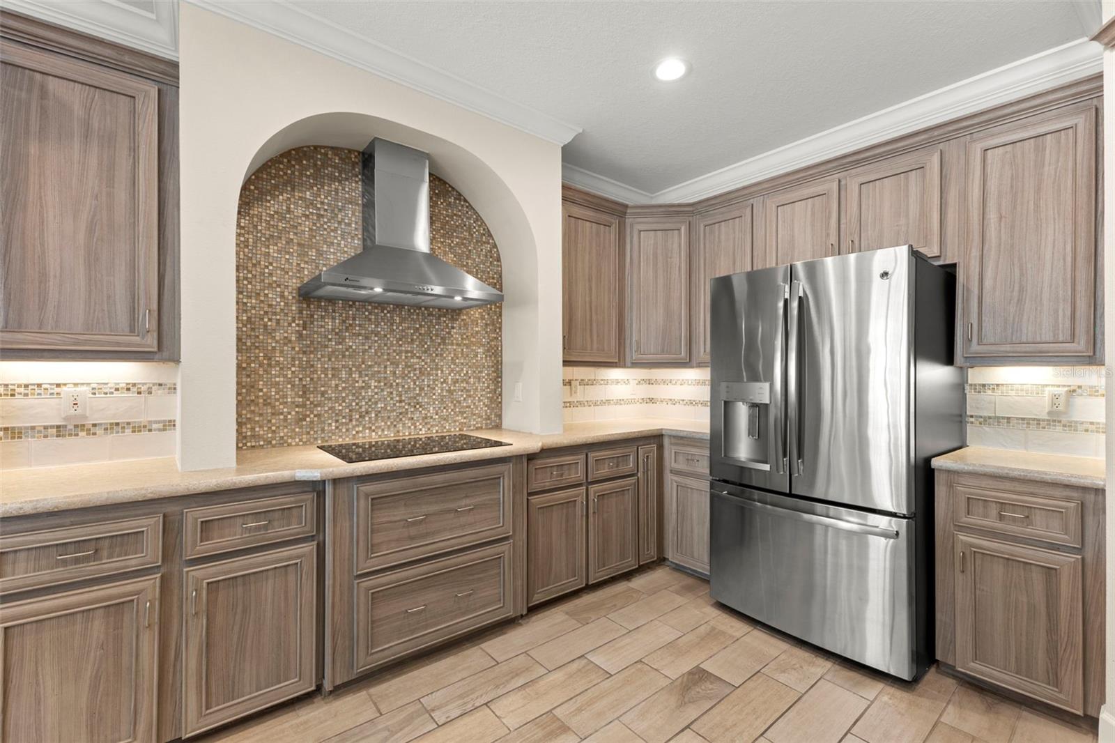 Image 18 of 52 For 7300 Americana Drive Ne 143