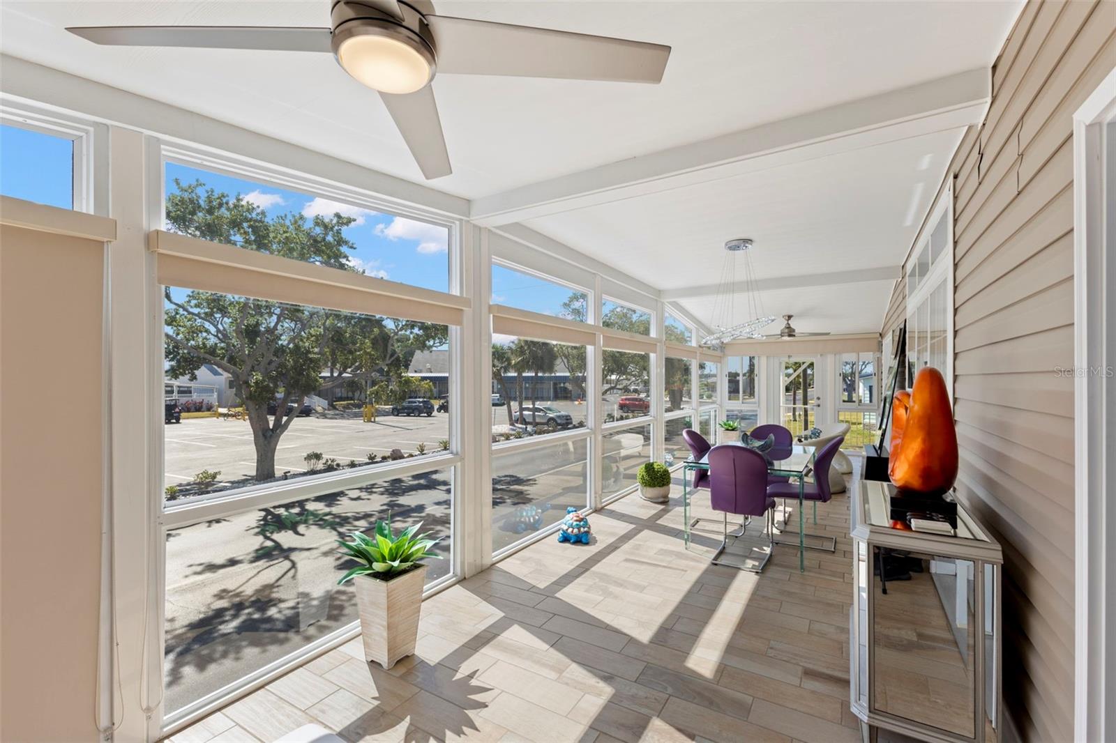 Image 20 of 52 For 7300 Americana Drive Ne 143