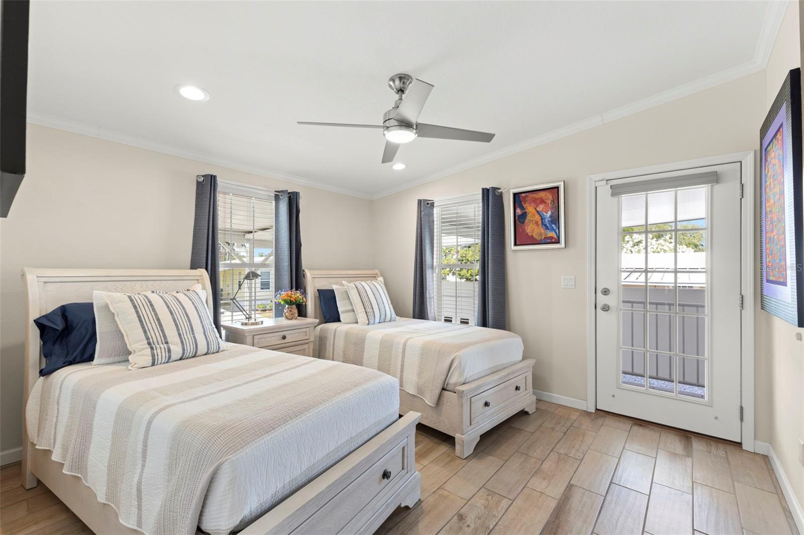 Image 32 of 52 For 7300 Americana Drive Ne 143