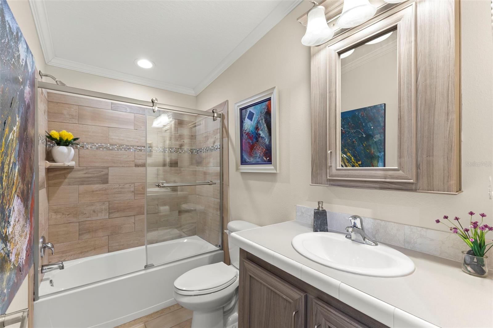 Image 33 of 52 For 7300 Americana Drive Ne 143