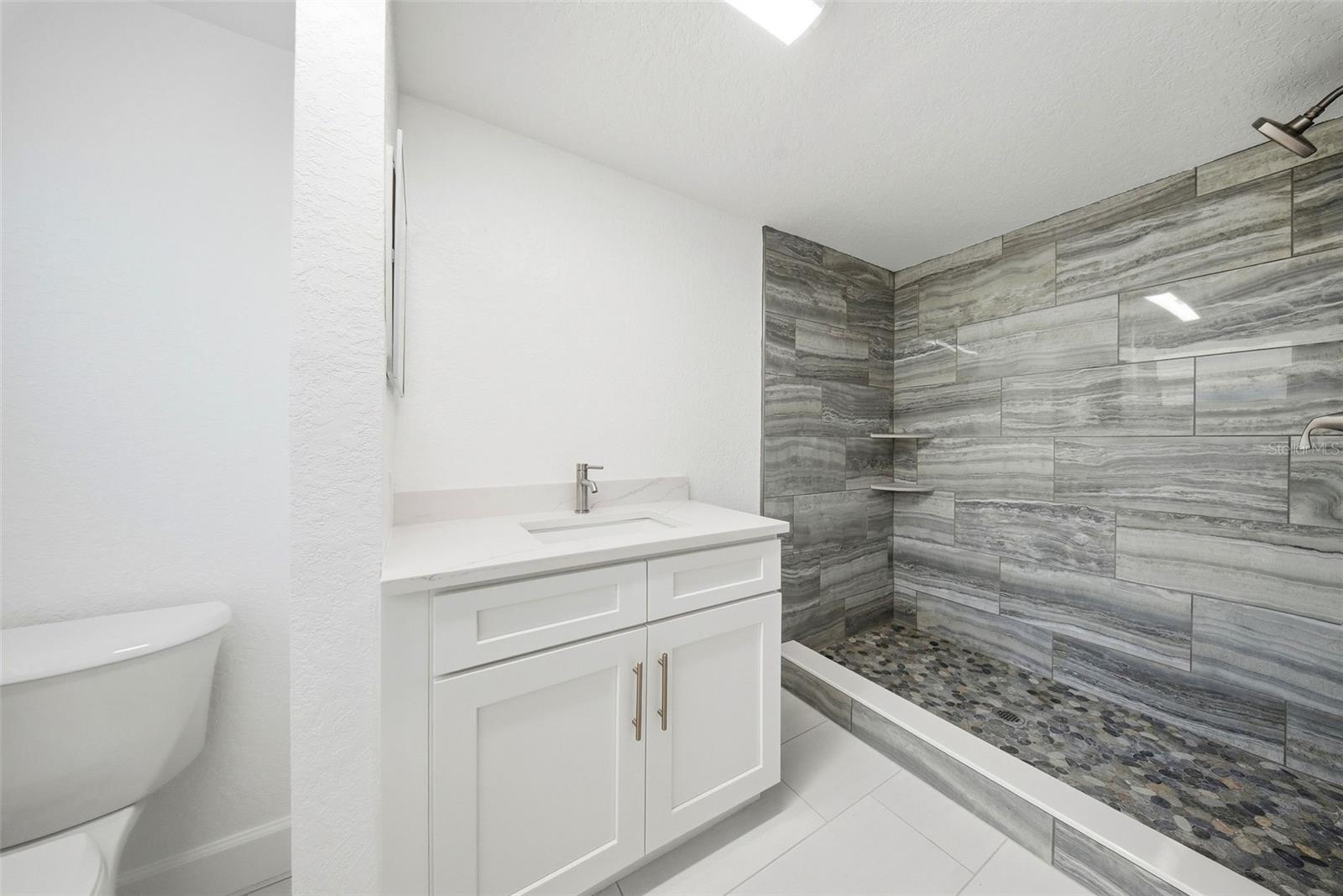 Image 13 of 36 For 5040 Galleon Court