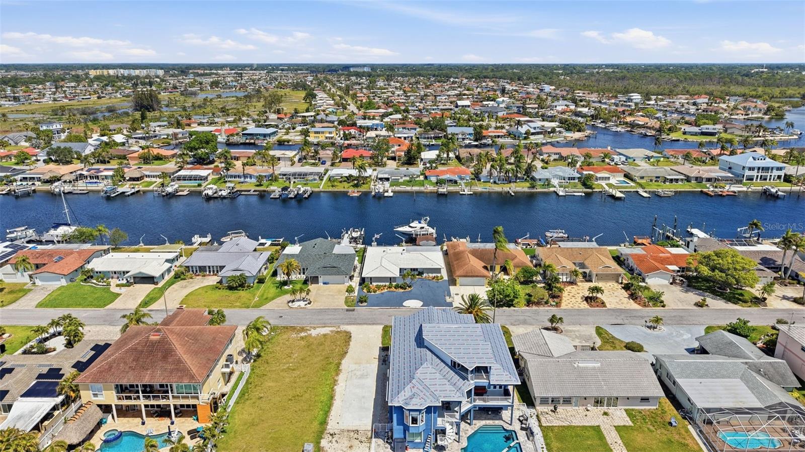 Image 32 of 36 For 5040 Galleon Court