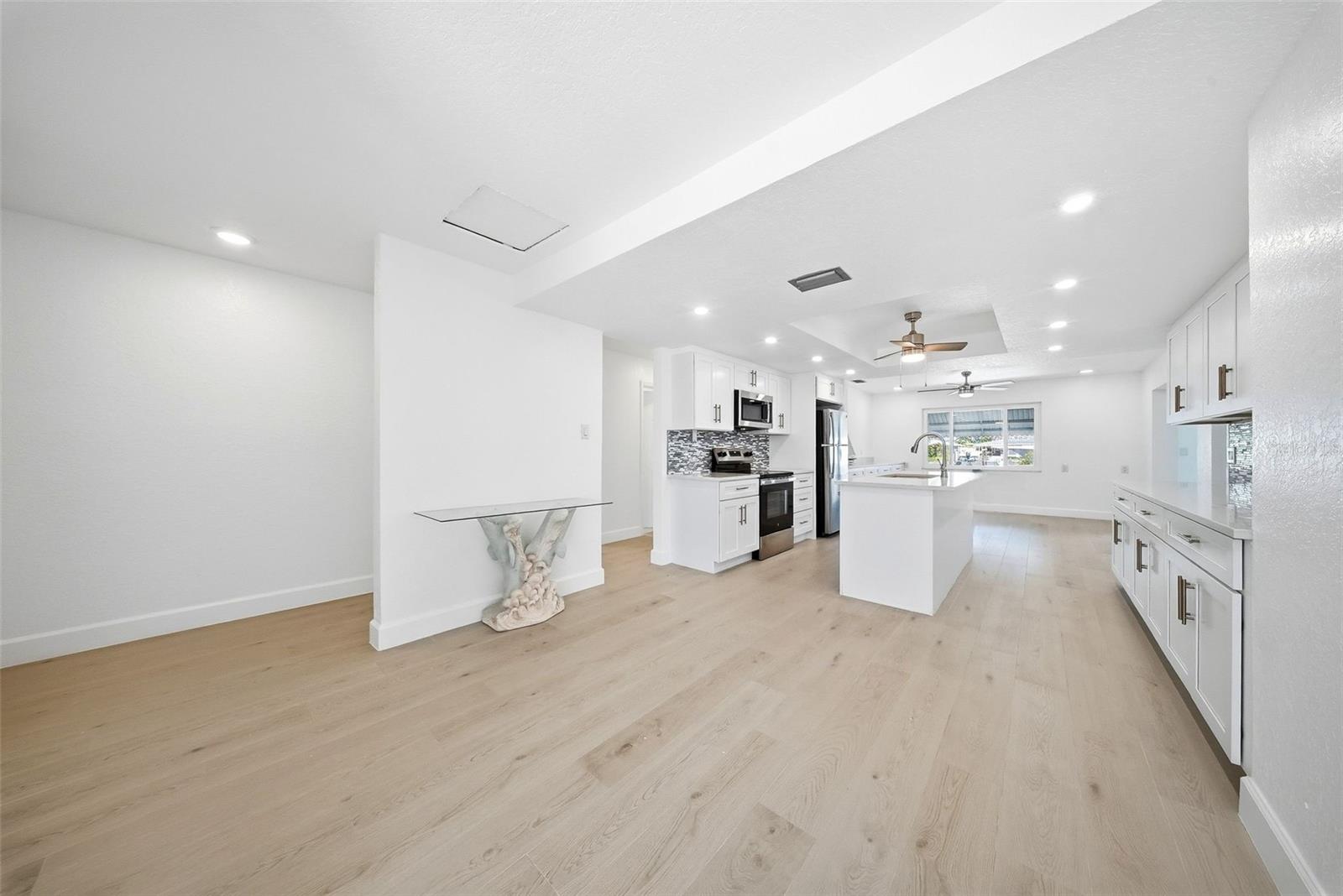 Image 4 of 36 For 5040 Galleon Court