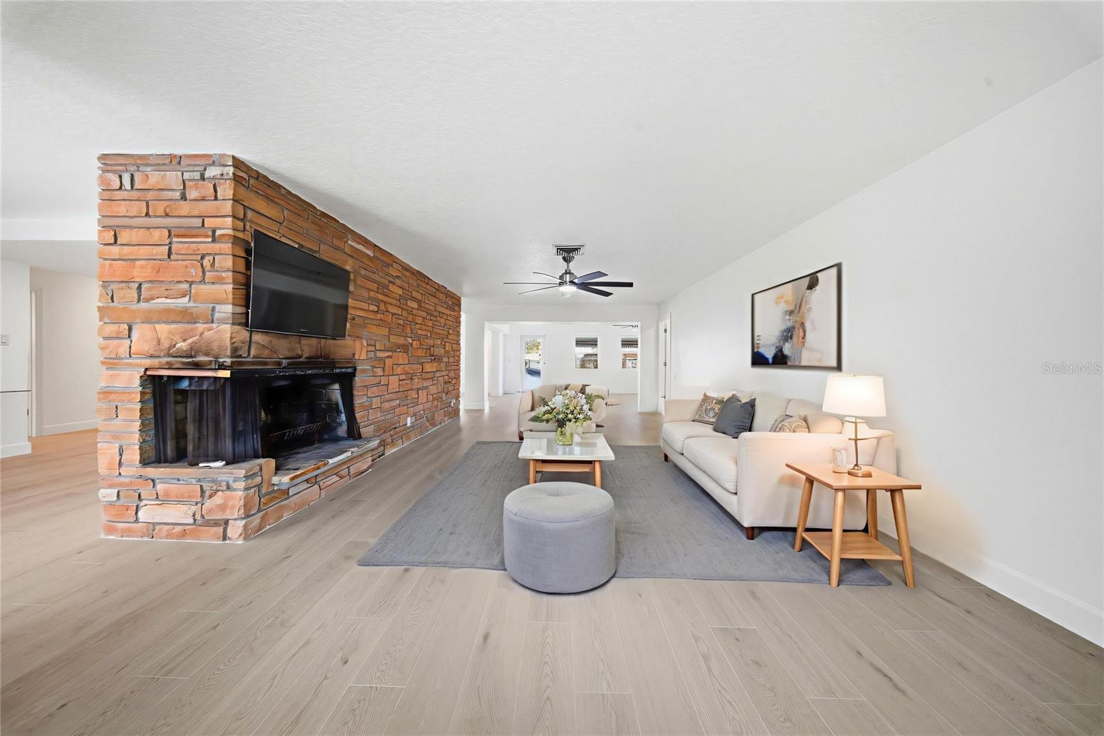 Image 9 of 36 For 5040 Galleon Court