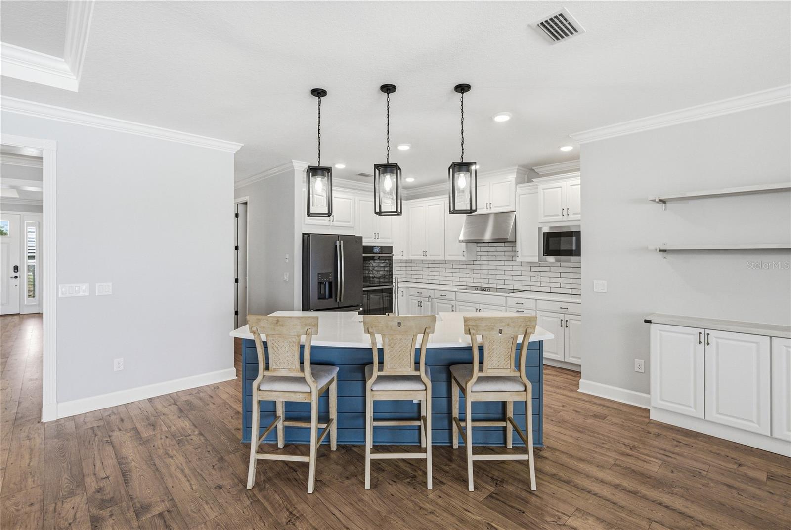 Image 18 of 99 For 6883 Bradbury Circle