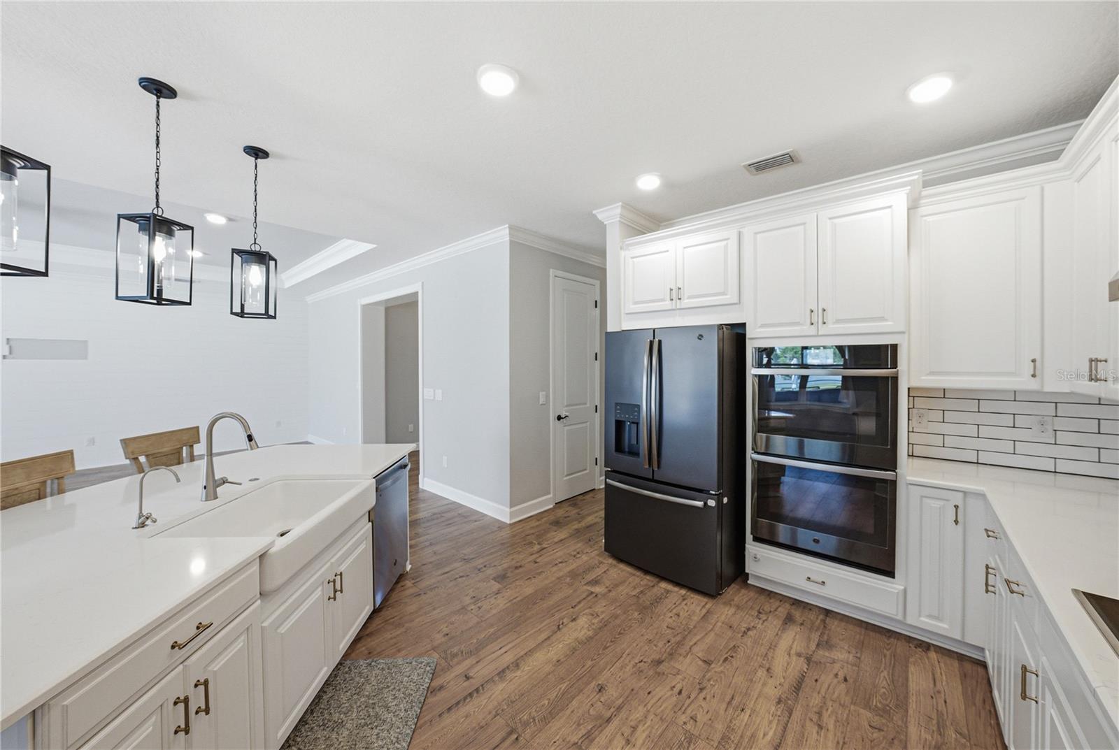 Image 20 of 99 For 6883 Bradbury Circle