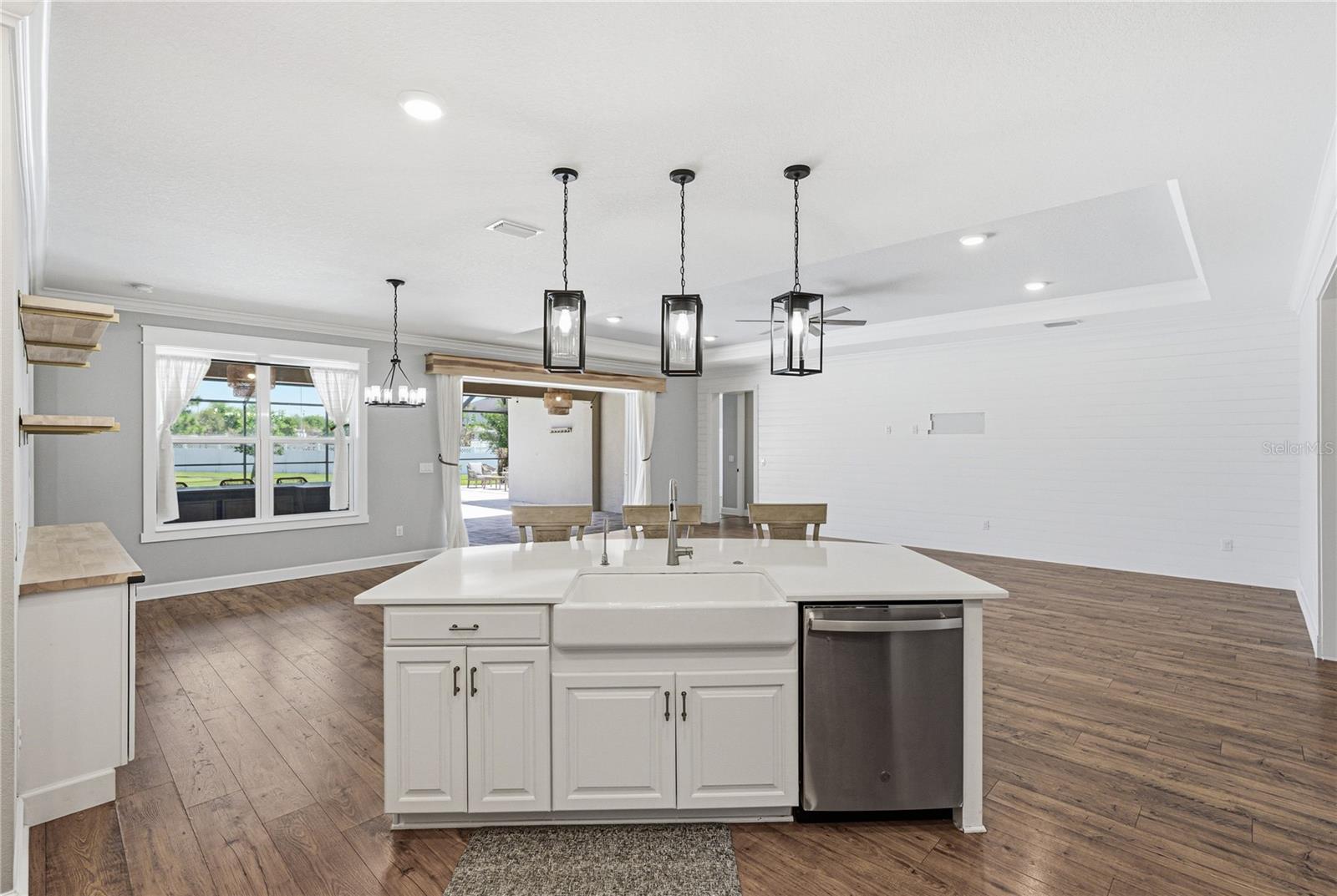 Image 25 of 99 For 6883 Bradbury Circle