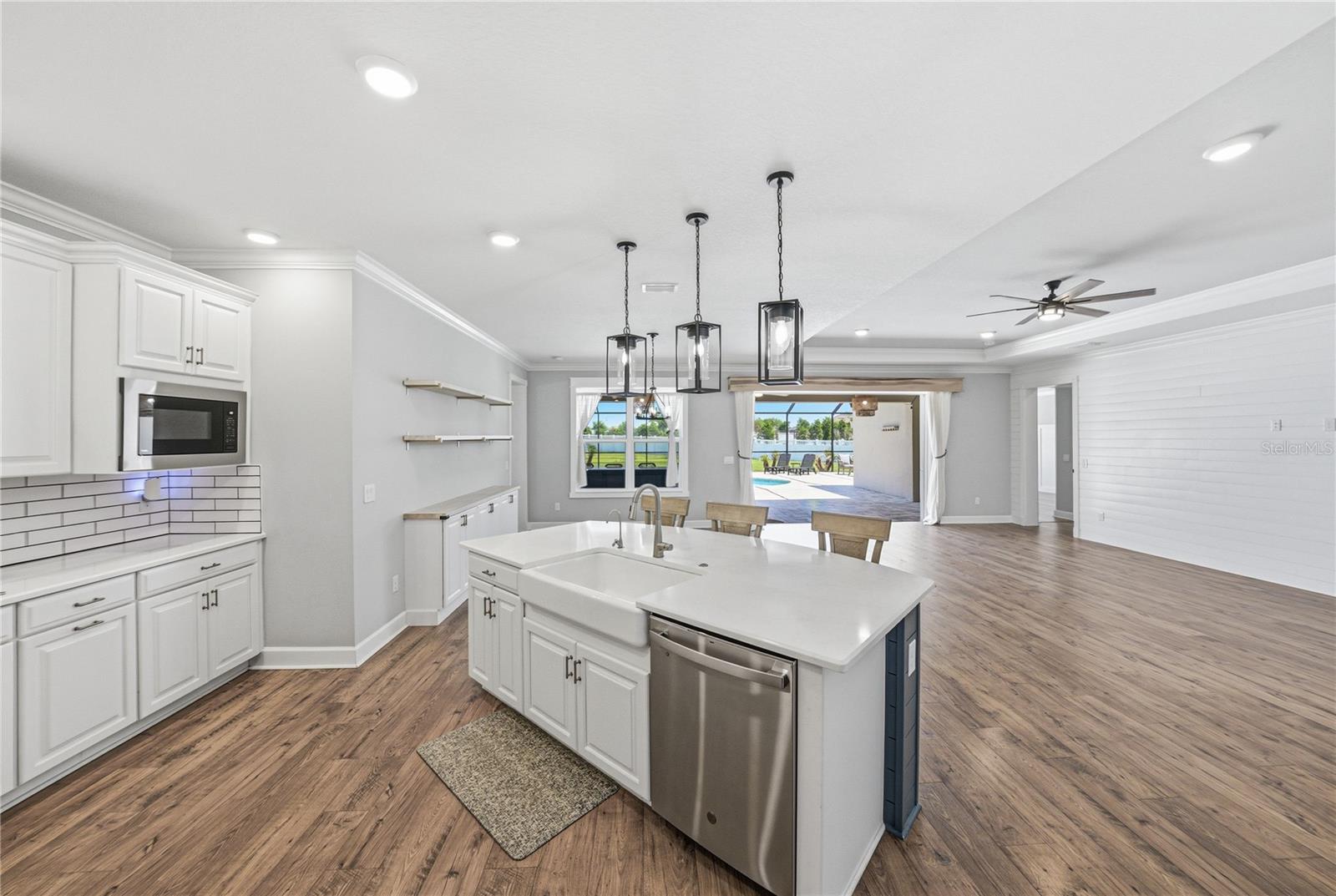 Image 26 of 99 For 6883 Bradbury Circle