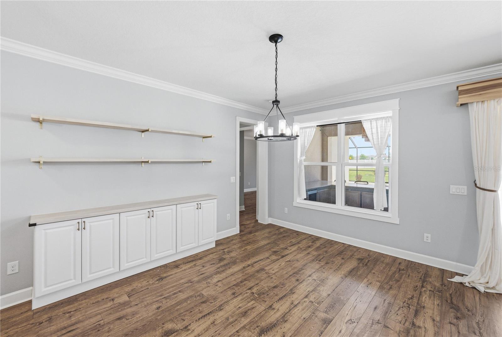 Image 28 of 99 For 6883 Bradbury Circle