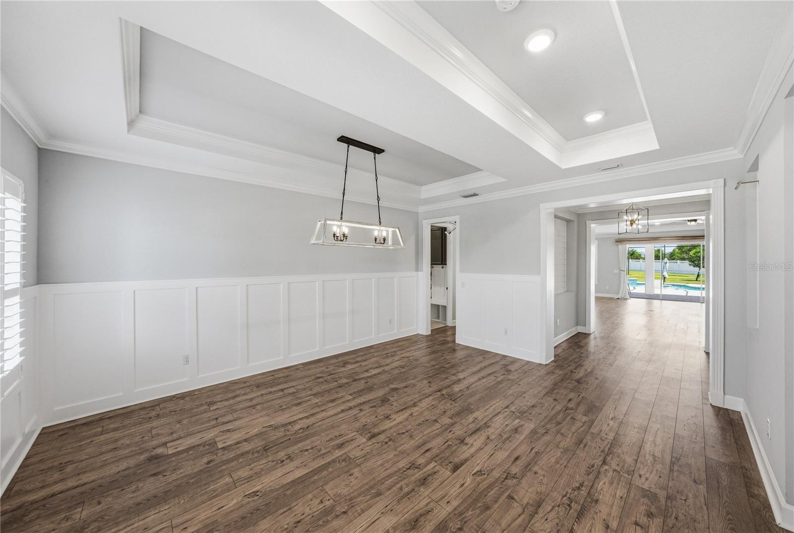 Image 30 of 99 For 6883 Bradbury Circle