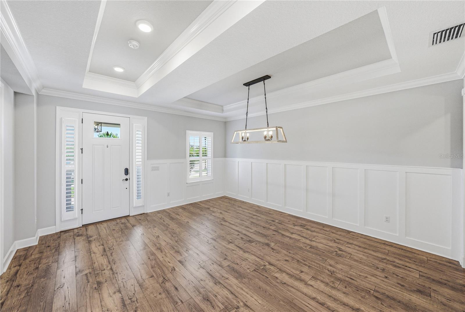 Image 31 of 99 For 6883 Bradbury Circle